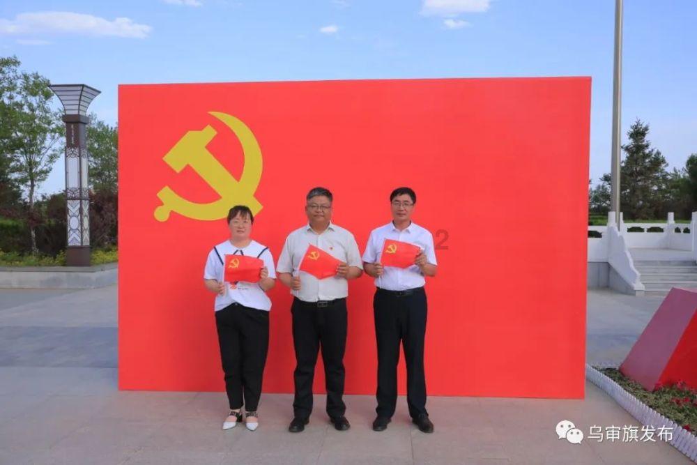 谁能简便给我概括一下花千骨小说原著写了什么？游戏画面